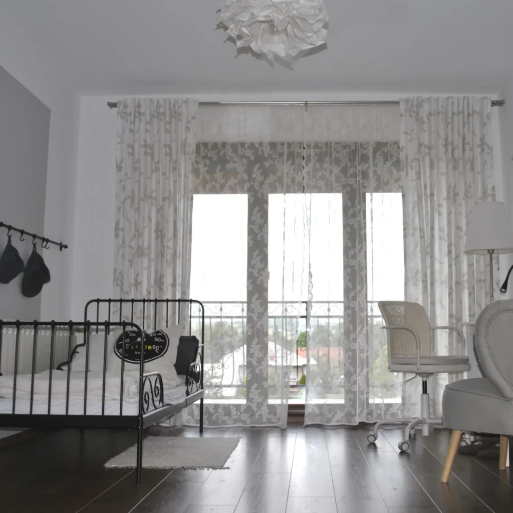 Projekt wnętrza pokoju dziecięcego dla dziewczynki w stylu loftowym – architekt wnętrz Krosno